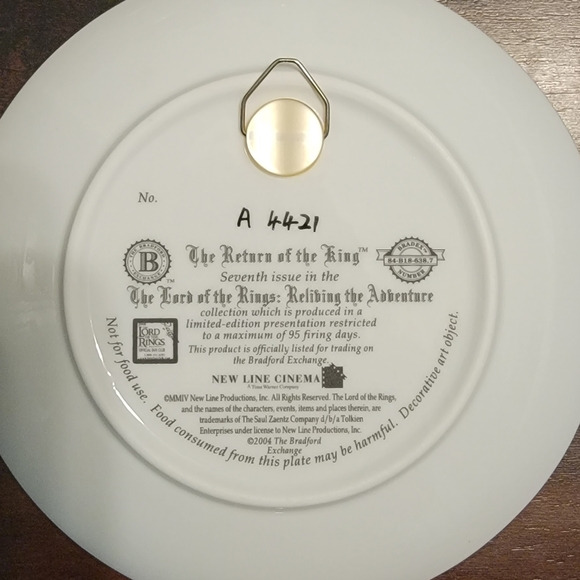 Lord of the Rings Limited Edition Numbered Plate - Picture 3 of 4